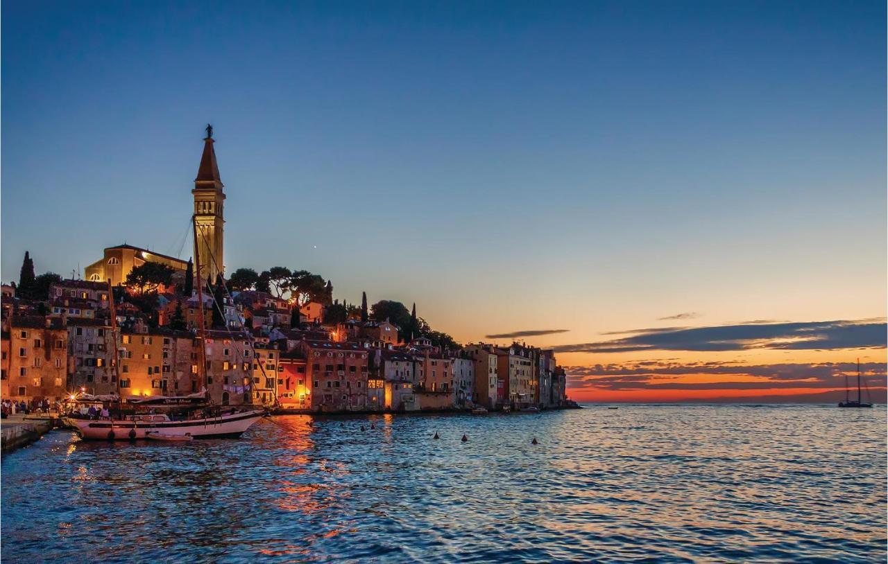 Stunning Home In Rovinj With Wifi Exterior photo